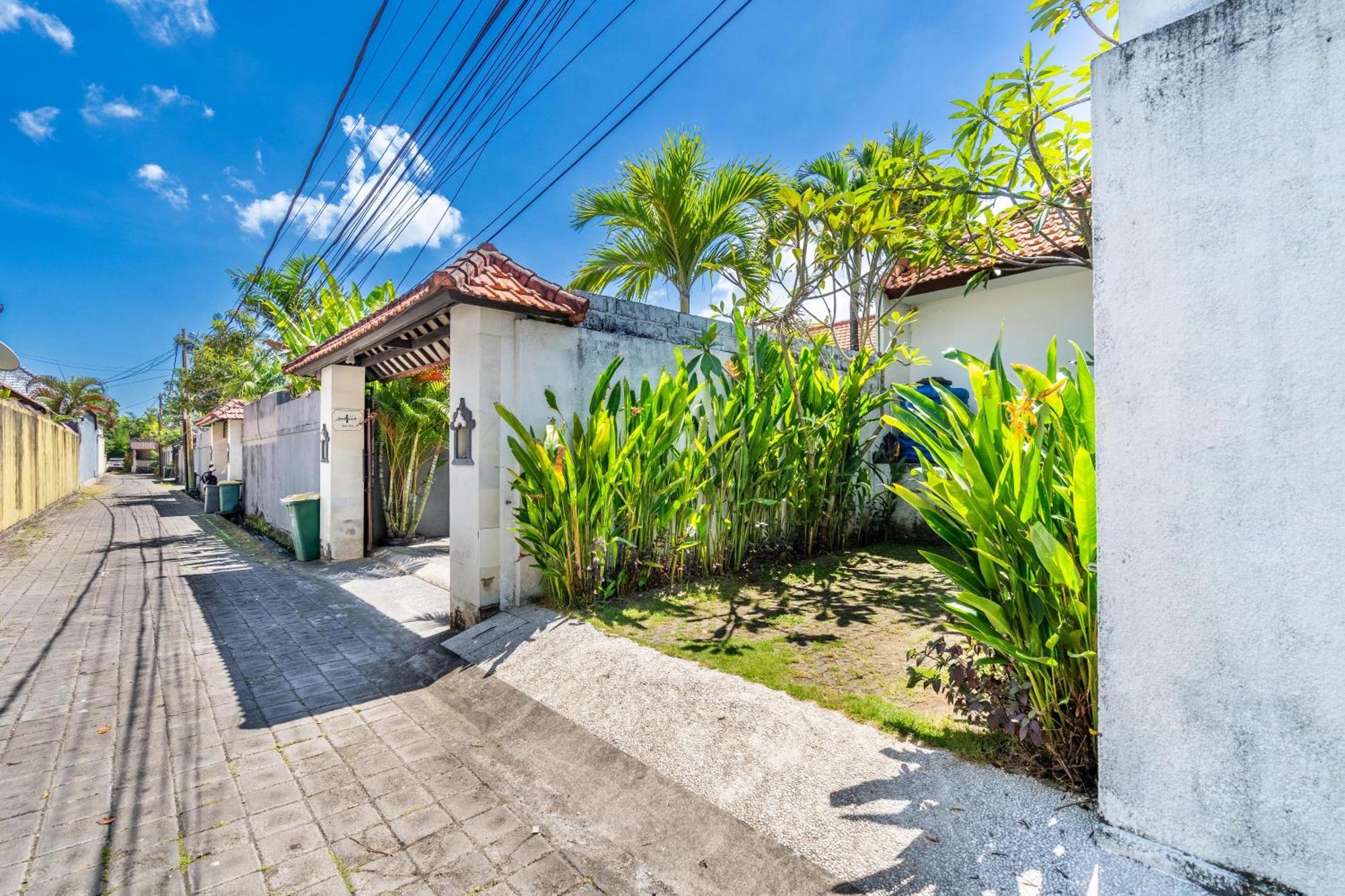 4-Bedroom Pool Villa Near Seminyak Center Exterior photo