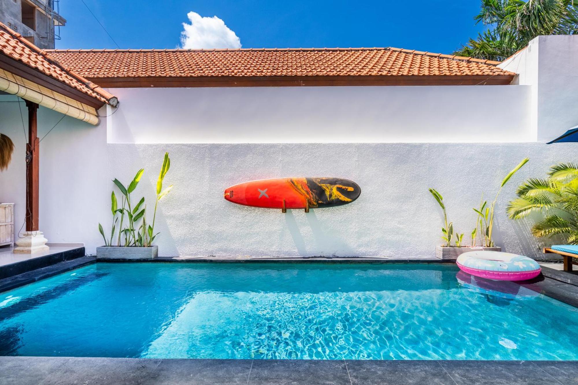 4-Bedroom Pool Villa Near Seminyak Center Exterior photo