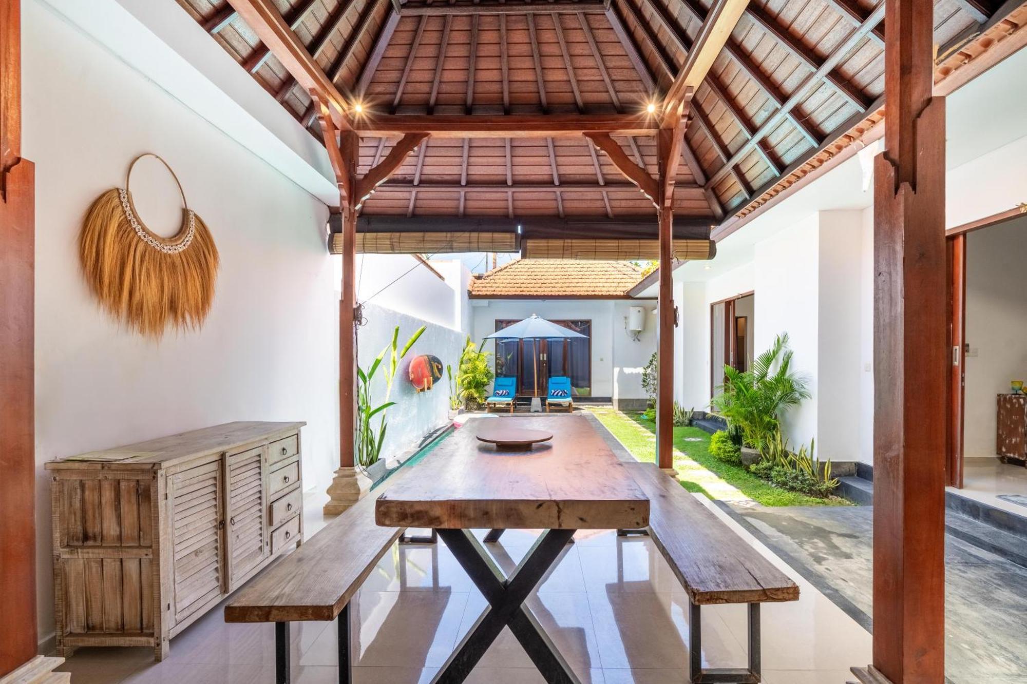 4-Bedroom Pool Villa Near Seminyak Center Exterior photo