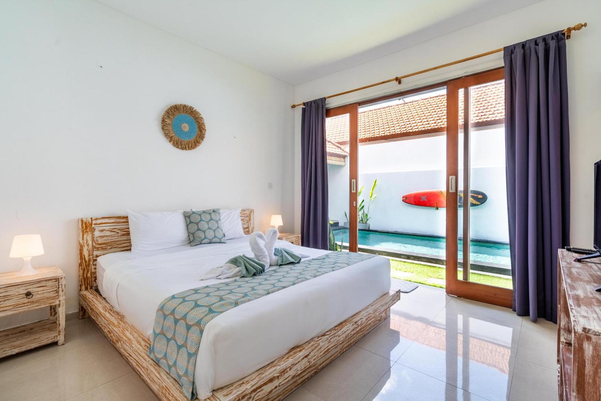 4-Bedroom Pool Villa Near Seminyak Center Exterior photo
