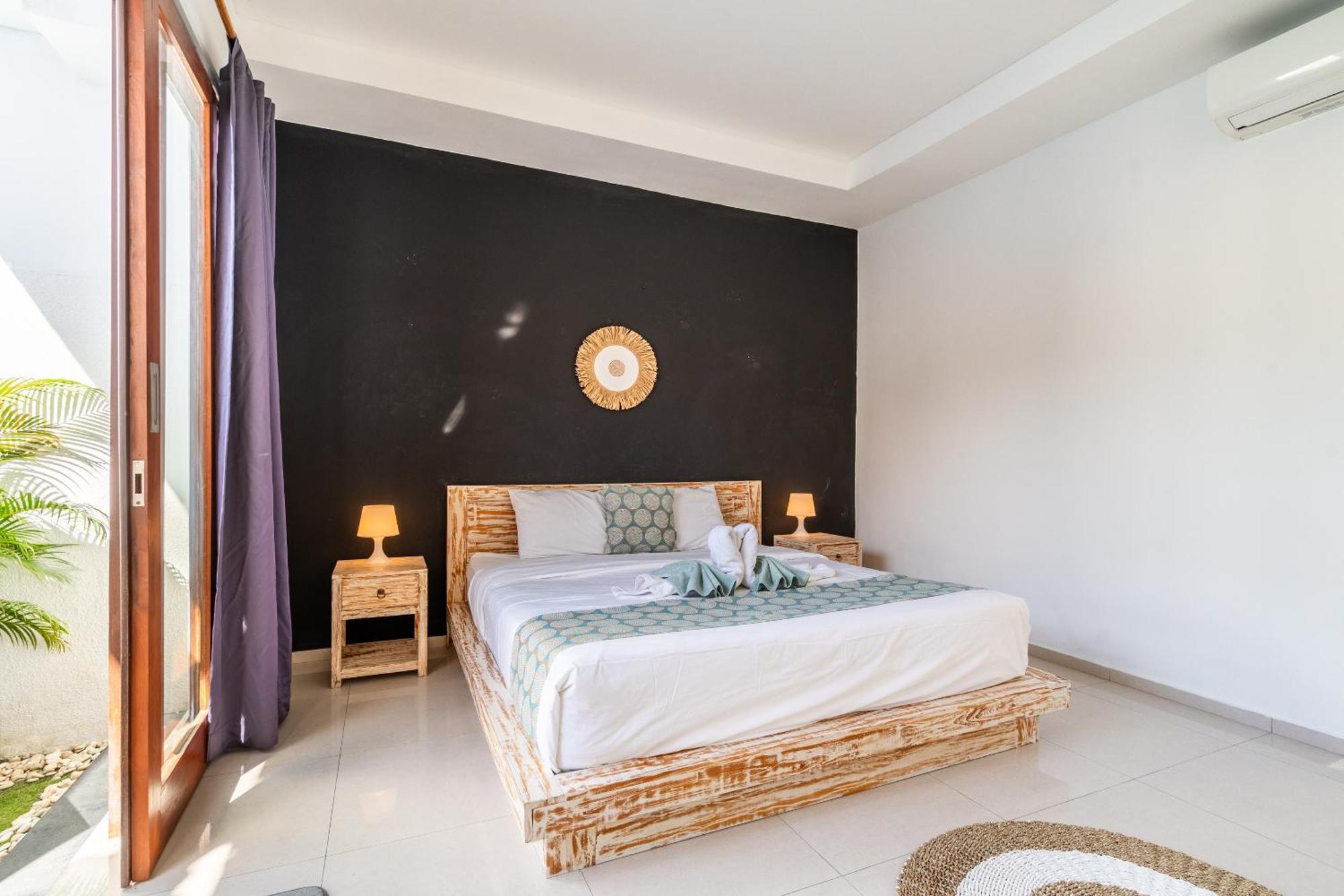 4-Bedroom Pool Villa Near Seminyak Center Exterior photo
